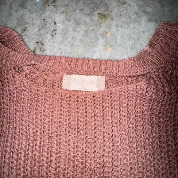 Altar'd State Women's Large Cable Knit Sweater Coral Pink Cold Shoulder - Picture 3 of 6